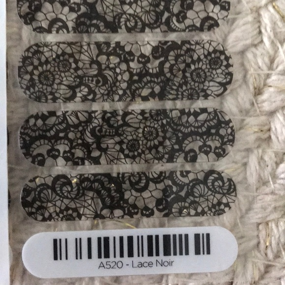 Jamberry Floral Bundle - Picture 5 of 5